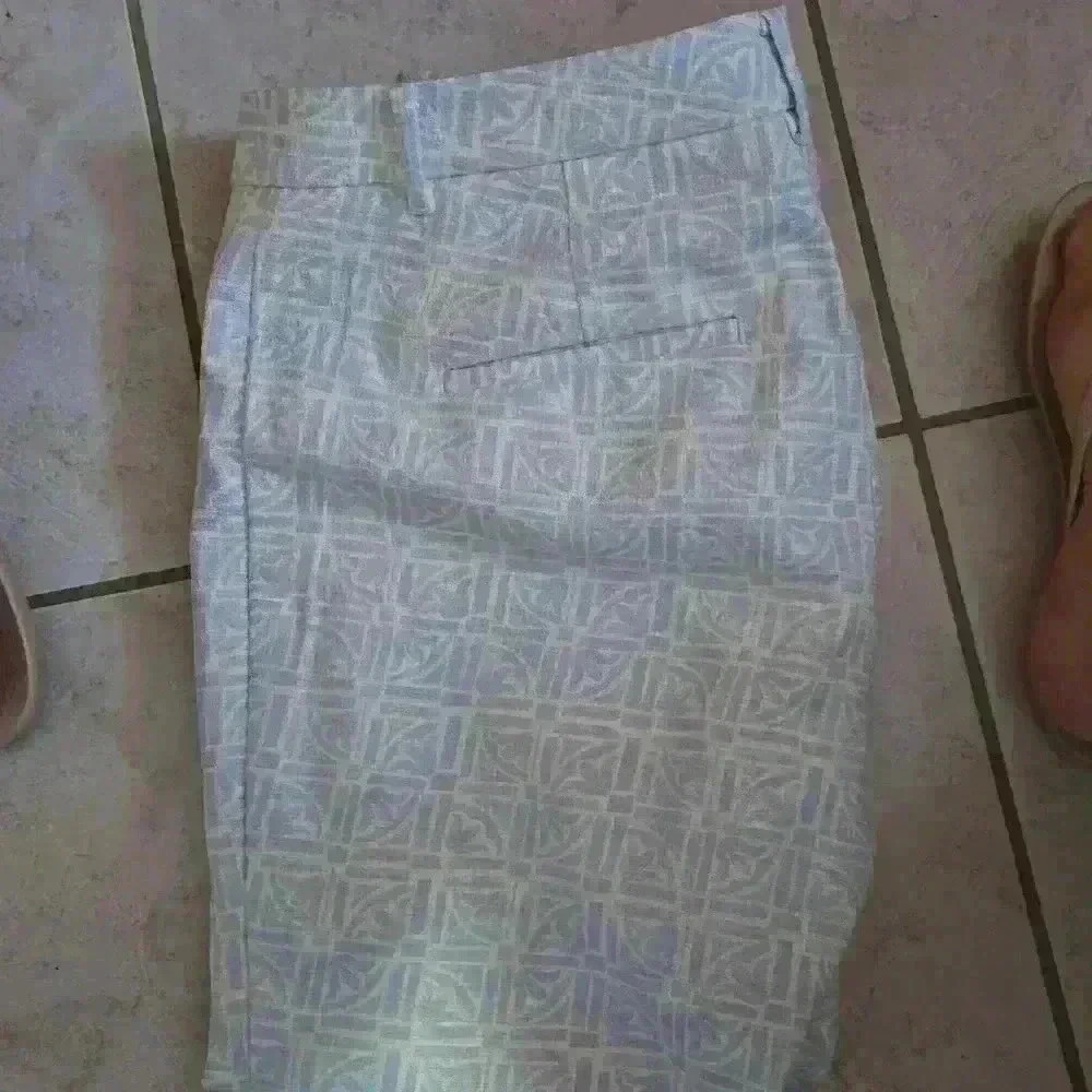 NWT ANN TAYLOR GEO PATTERN CROP PANTS​ - Picture 5 of 5